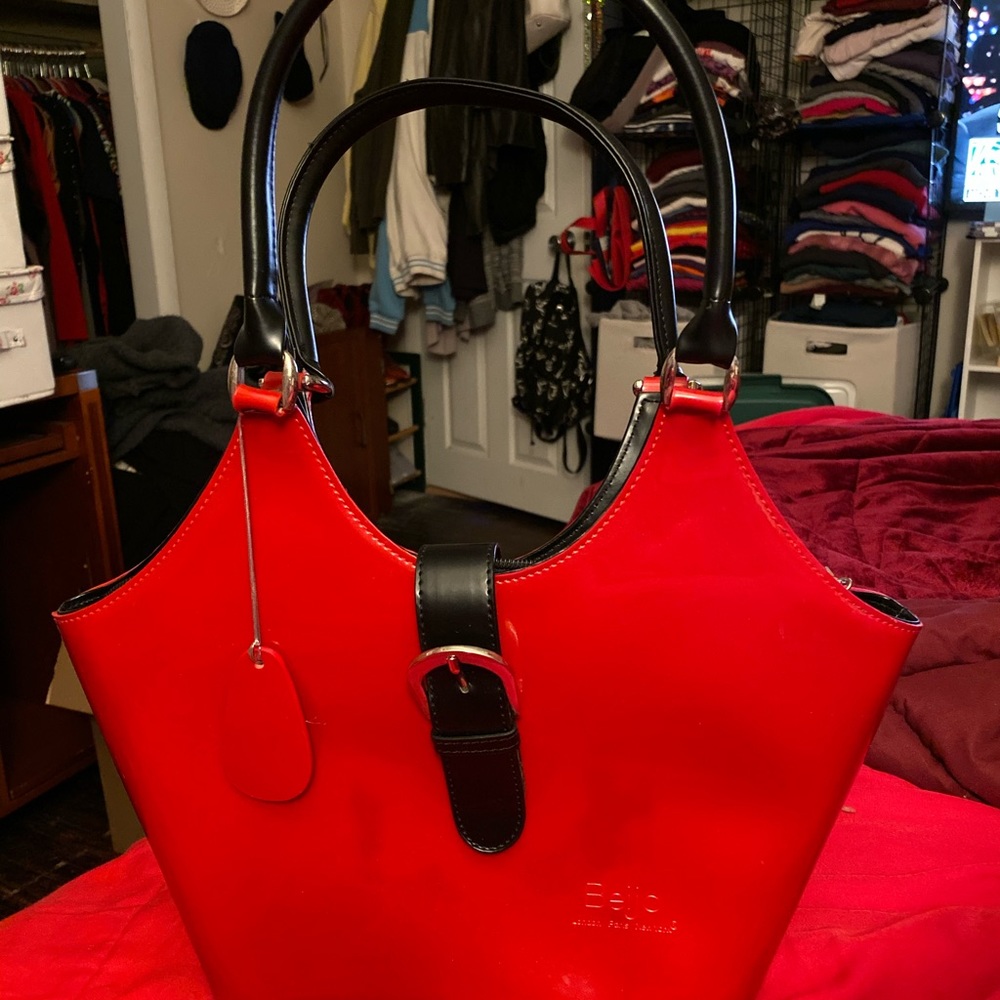 Red Beijo bag